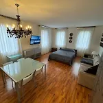 House 326 Апартаменты